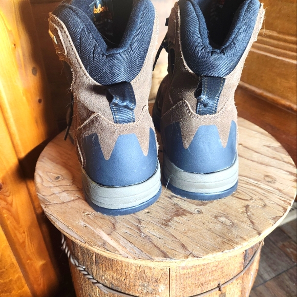 CABELAS DRY PLUS WATERPROOF BOOTS- MEN'S SIZE 9.5 - Picture 9 of 12